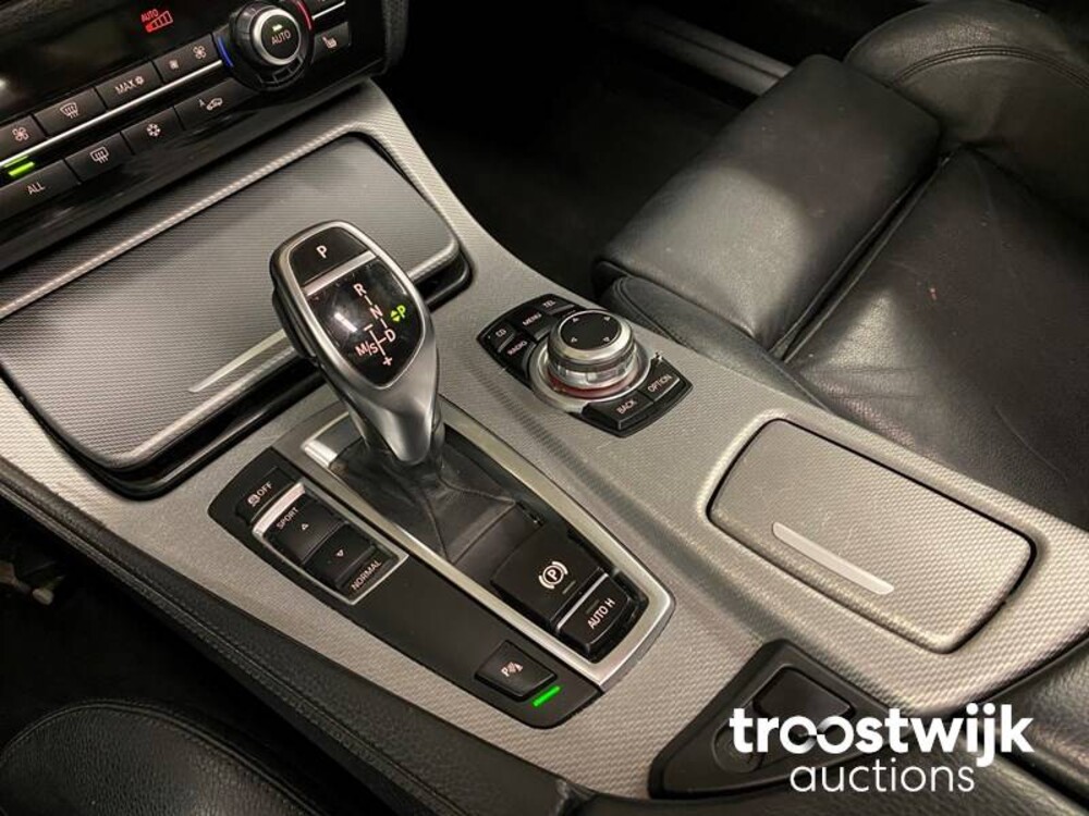 BMW 528i M-Sport High Executive 258hp 2011 -Orig. NL-, 30-RBZ-5