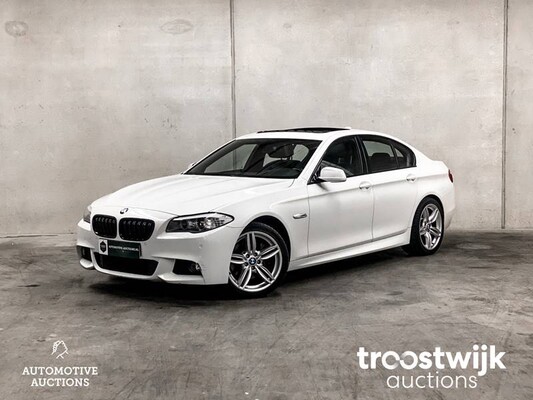 BMW 528i M-Sport High Executive 258hp 2011 -Orig. NL-, 30-RBZ-5