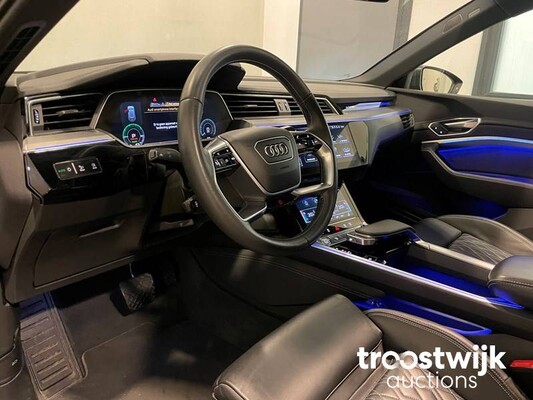 Audi e-tron Sportback 55 Quattro S edition 95 kWh S-Line 408hp 2020 -Orig. NL-, J-746-HV