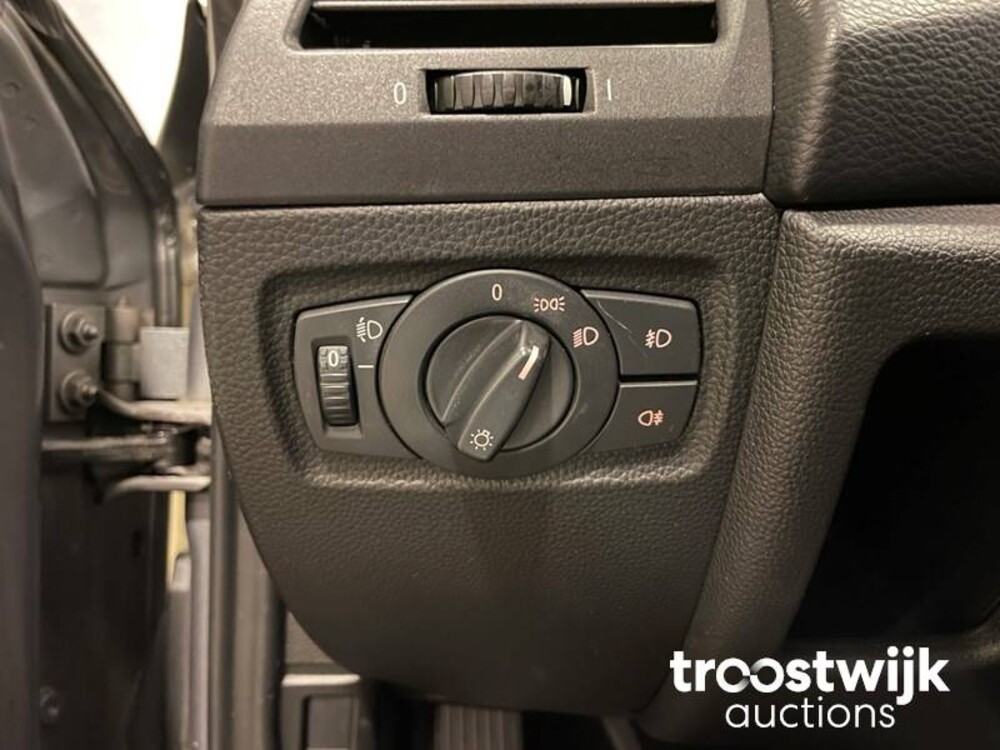 BMW 116i Corporate 122hp 2009 1-series, 59-JGF-4