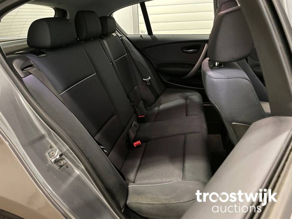 BMW 116i Corporate 122hp 2009 1-series, 59-JGF-4