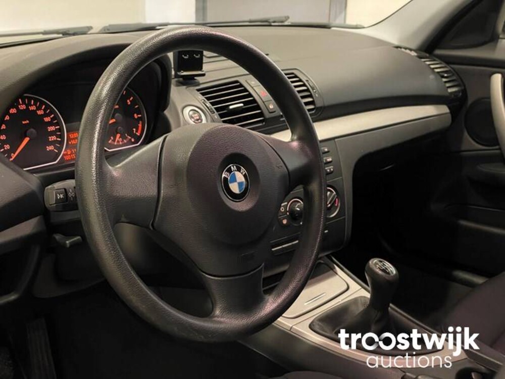 BMW 116i Corporate 122hp 2009 1-series, 59-JGF-4