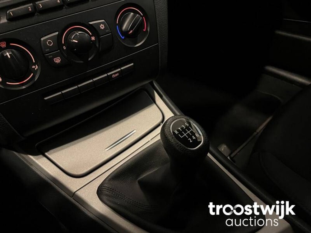 BMW 116i Corporate 122hp 2009 1-series, 59-JGF-4