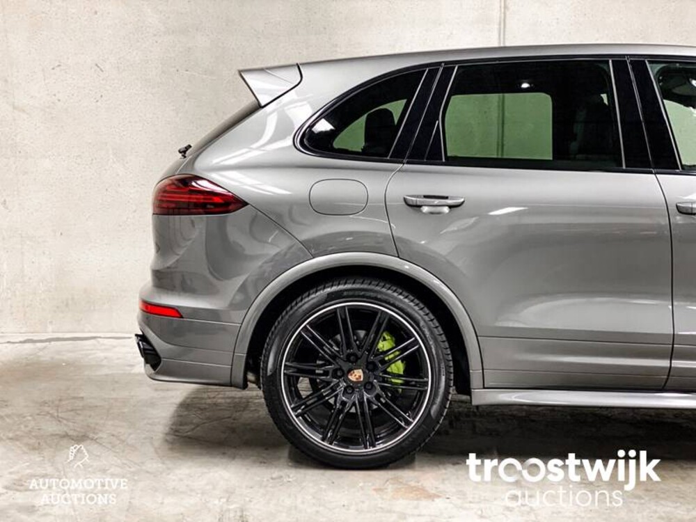 Porsche Cayenne S E-Hybrid 3.0 V6 GTS-Paket Sport-Design 416PS 2015 -Orig. NL-, HR-871-D