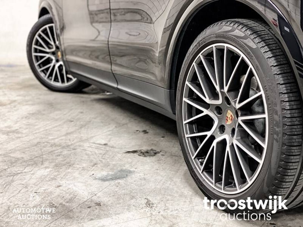 Porsche Cayenne S 2.9 V6 441hp NEW MODEL 2017, XK-673-D