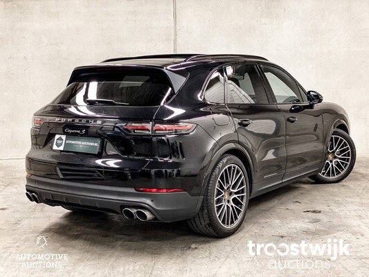 Porsche Cayenne S 2.9 V6 441PS NEUES MODELL 2017, XK-673-D