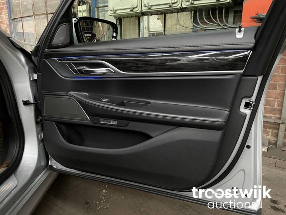 BMW 740e iPerformance High Executive 326hp 2016 7er, ND-647-F