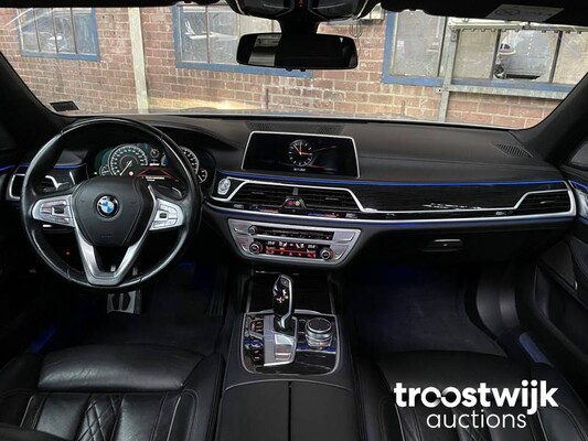 BMW 740e iPerformance High Executive 326hp 2016 7 series, ND-647-F
