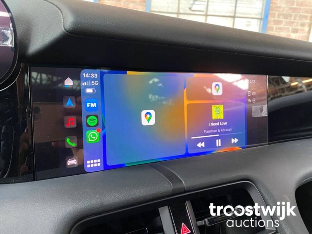 Porsche Taycan Sport Turismo 71 kWh 326PS 2023 -Herstellergarantie-, S-703-FZ