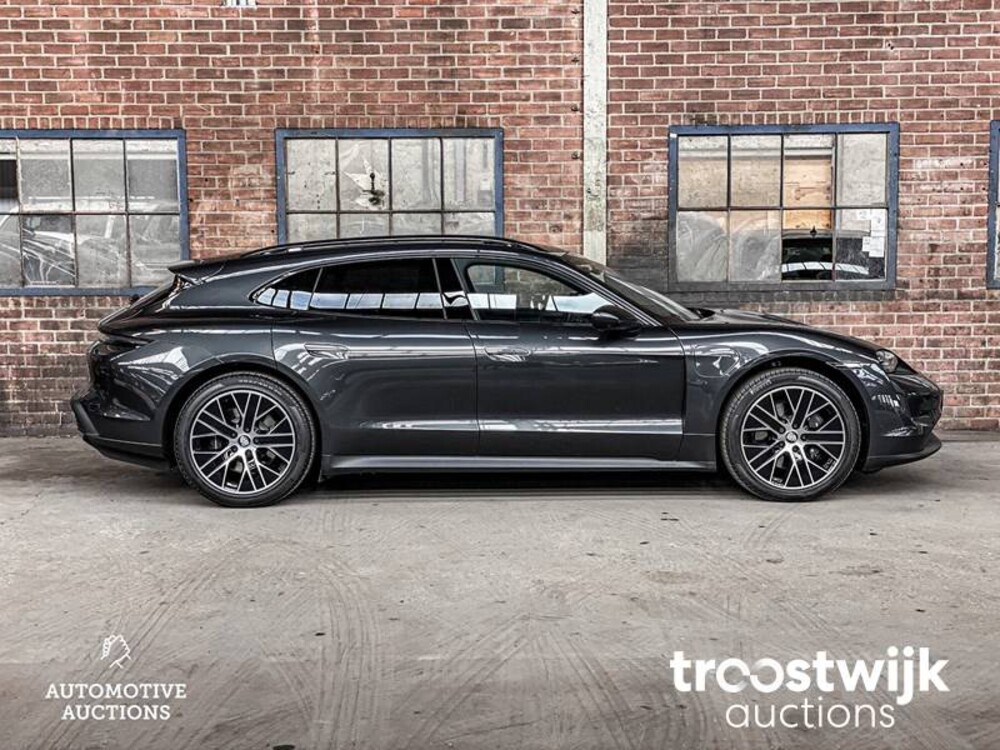 Porsche Taycan Sport Turismo 71 kWh 326PS 2023 -Herstellergarantie-, S-703-FZ