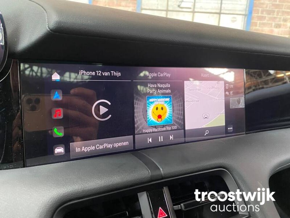 Porsche Taycan Sport Turismo 71 kWh 326PS 2023 -Herstellergarantie-, S-703-FZ