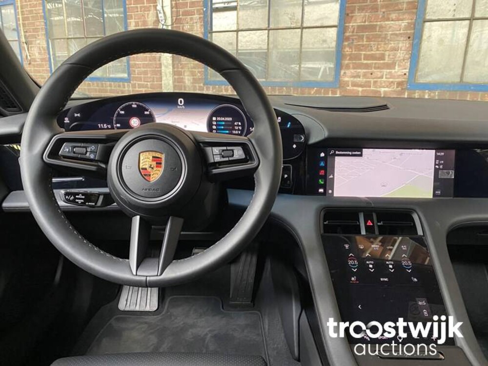 Porsche Taycan Sport Turismo 71 kWh 326PS 2023 -Herstellergarantie-, S-703-FZ