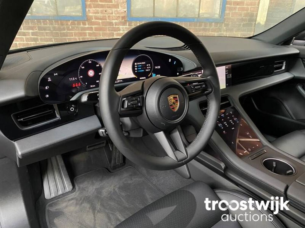Porsche Taycan Sport Turismo 71 kWh 326PS 2023 -Herstellergarantie-, S-703-FZ