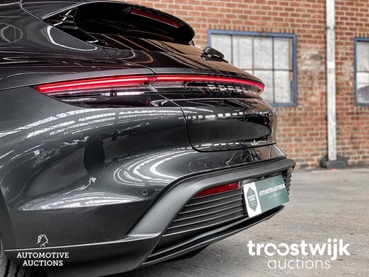 Porsche Taycan Sport Turismo 71 kWh 326PS 2023 -Herstellergarantie-, S-703-FZ