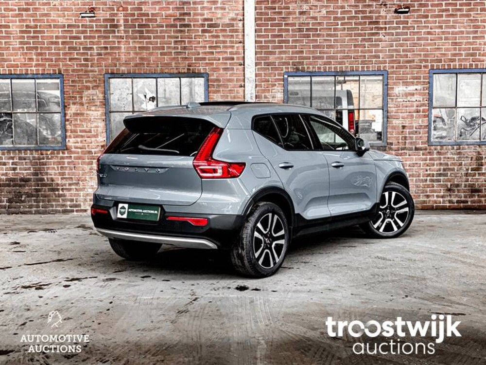 Volvo XC40 T3 Inscription 163PS 2019, R-103-PZ