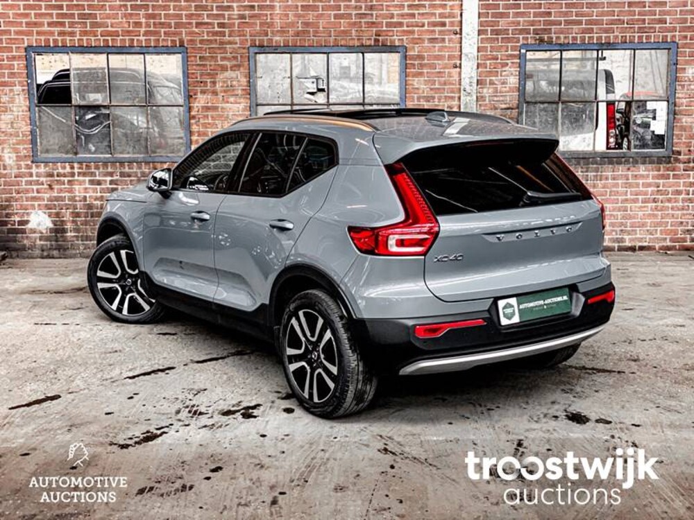 Volvo XC40 T3 Inscription 163PS 2019, R-103-PZ