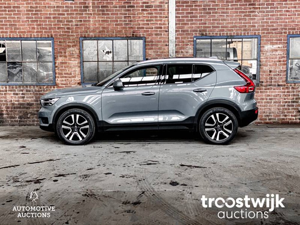 Volvo XC40 T3 Inscription 163PS 2019, R-103-PZ