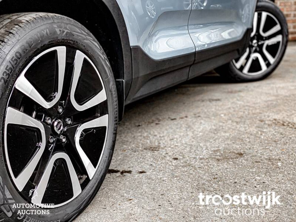 Volvo XC40 T3 Inscription 163PS 2019, R-103-PZ