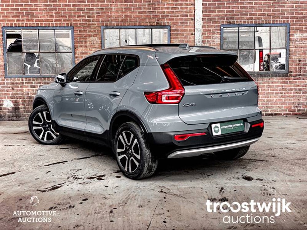 Volvo XC40 T3 Inscription 163PS 2019, R-103-PZ