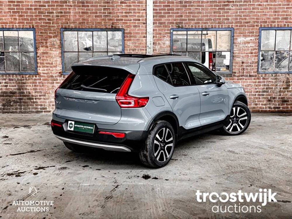 Volvo XC40 T3 Inscription 163PS 2019, R-103-PZ