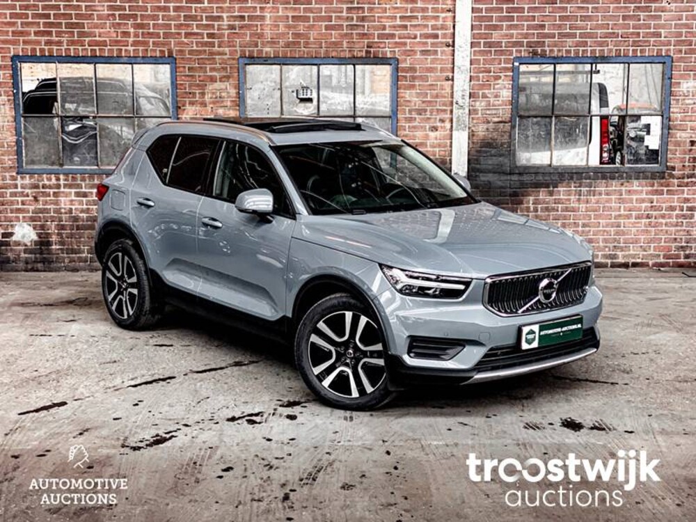 Volvo XC40 T3 Inscription 163PS 2019, R-103-PZ
