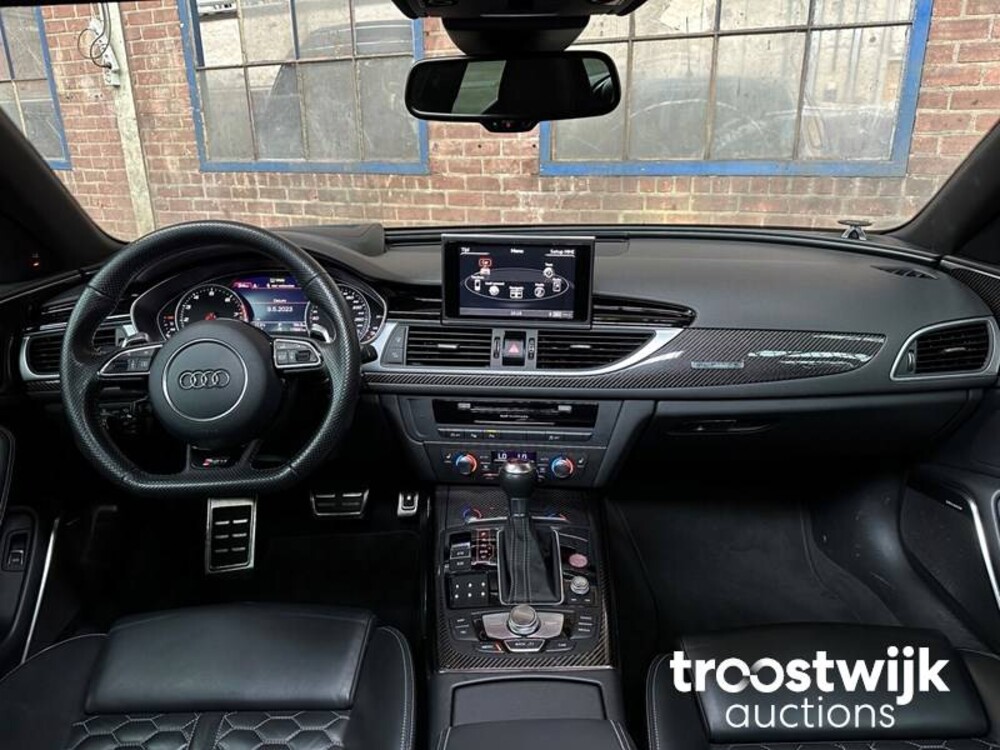 Audi RS6 Avant 4.0 V8 Quattro  Facelift Carbon 700hp Milltek 2015, GP-826-H