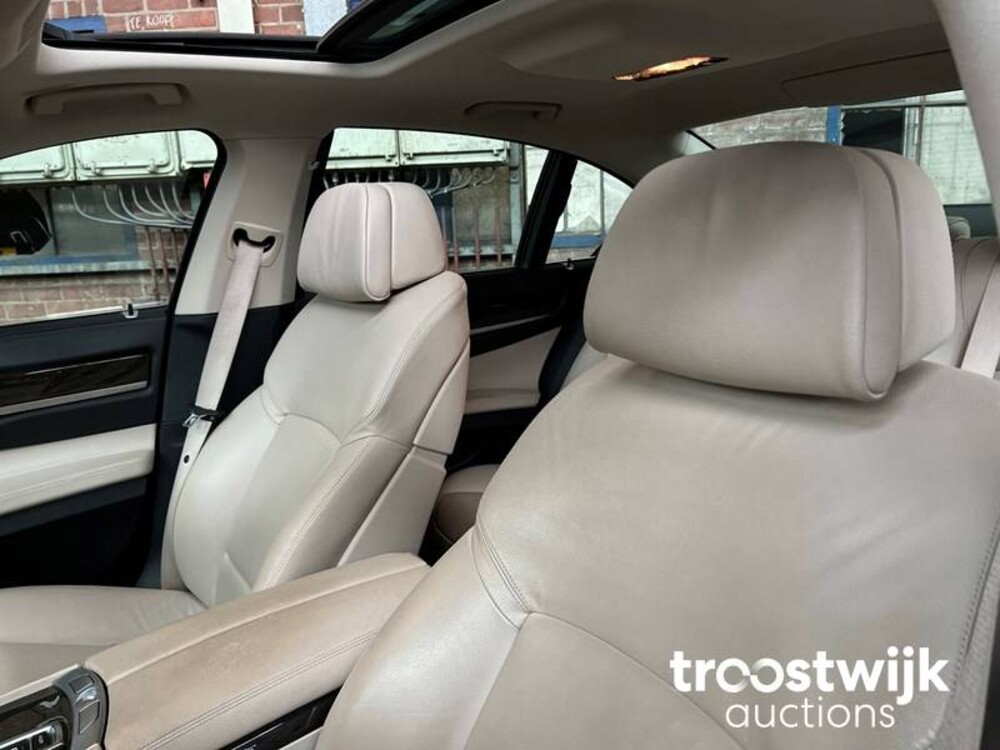 BMW 730d High Executive 7er 245PS 2013 -Orig. NL-, 58-ZRK-7