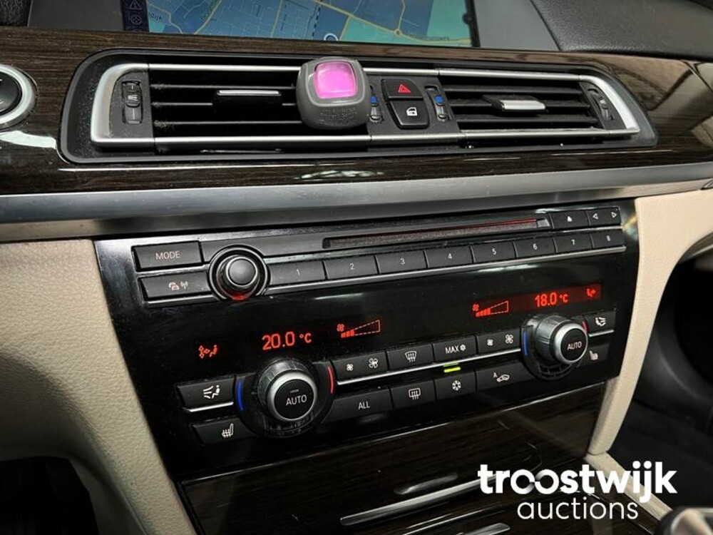 BMW 730d High Executive 7er 245PS 2013 -Orig. NL-, 58-ZRK-7