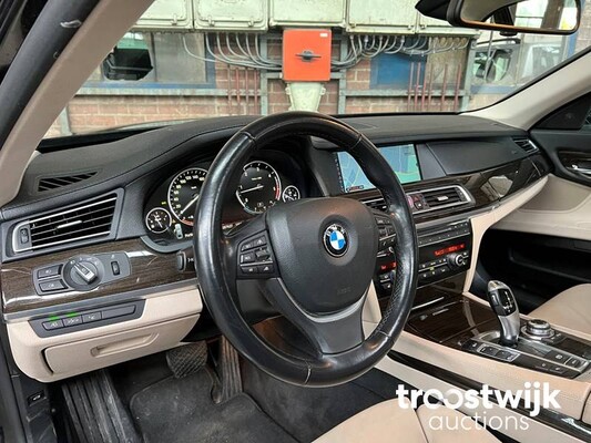 BMW 730d High Executive 7er 245PS 2013 -Orig. NL-, 58-ZRK-7