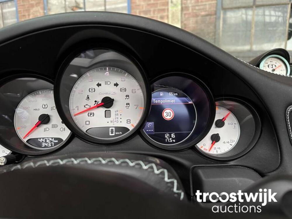 Porsche 911 Turbo S 3.8 TECHART 991.2 Facelift Carbon 581PS 2018 -Orig. EN- Cabriolet, RL-080-H
