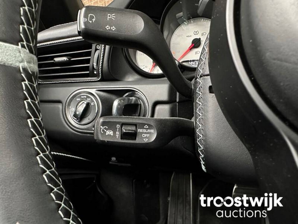 Porsche 911 Turbo S 3.8 TECHART 991.2 Facelift Carbon 581PS 2018 -Orig. EN- Cabriolet, RL-080-H