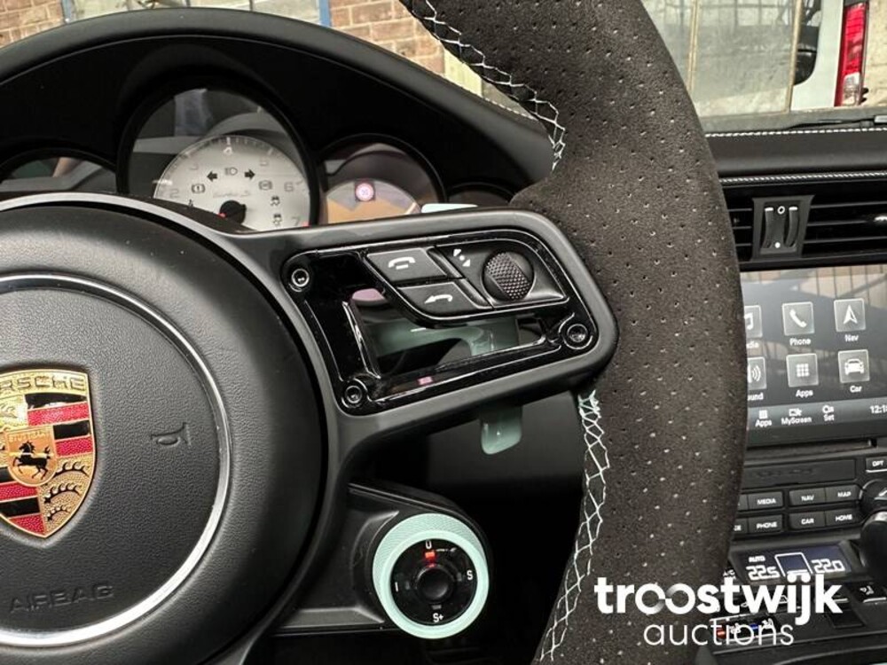 Porsche 911 Turbo S 3.8 TECHART 991.2 Facelift Carbon 581PS 2018 -Orig. EN- Cabriolet, RL-080-H