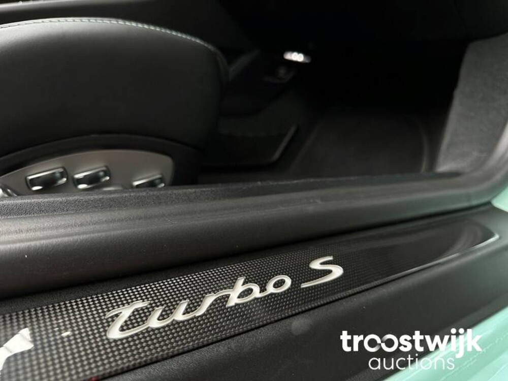 Porsche 911 Turbo S 3.8 TECHART 991.2 Facelift Carbon 581PS 2018 -Orig. EN- Cabriolet, RL-080-H