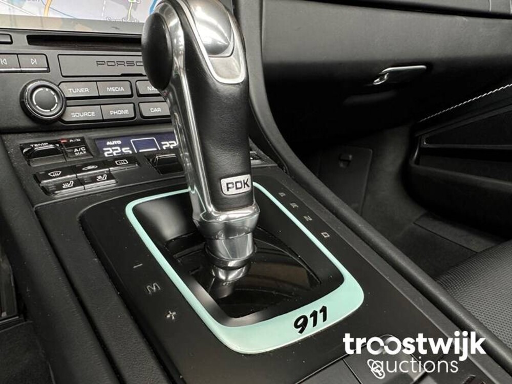 Porsche 911 Turbo S 3.8 TECHART 991.2 Facelift Carbon 581PS 2018 -Orig. EN- Cabriolet, RL-080-H