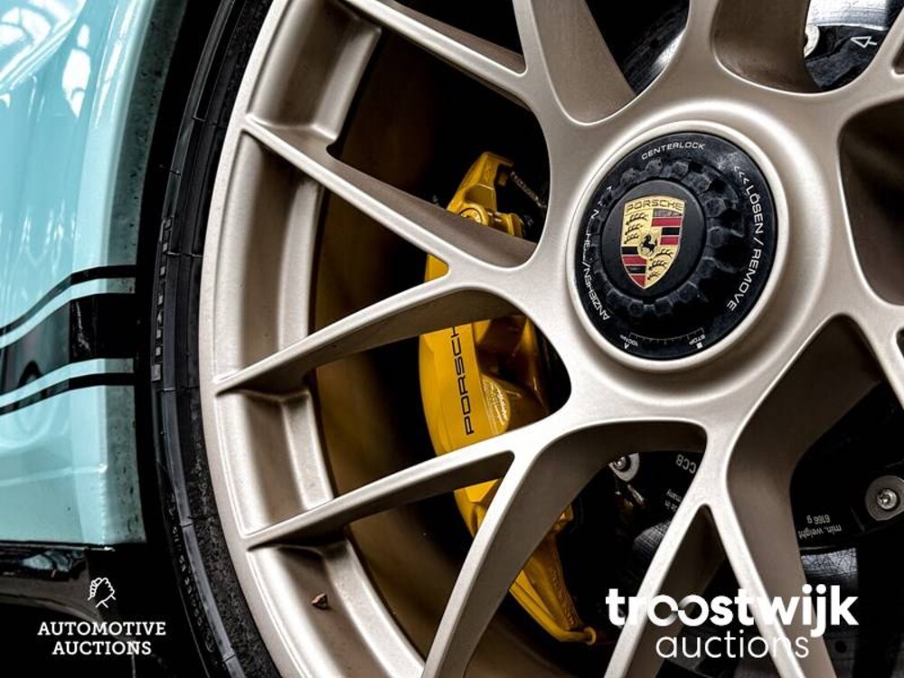 Porsche 911 Turbo S 3.8 TECHART 991.2 Facelift Carbon 581PS 2018 -Orig. EN- Cabriolet, RL-080-H