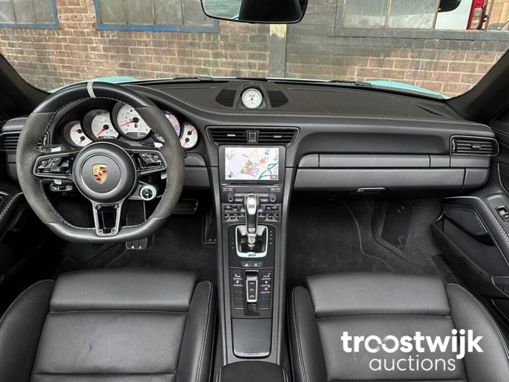 Porsche 911 Turbo S 3.8 TECHART 991.2 Facelift Carbon 581PS 2018 -Orig. EN- Cabriolet, RL-080-H