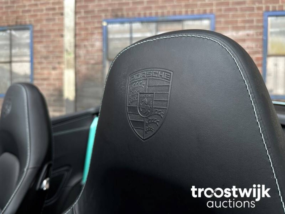 Porsche 911 Turbo S 3.8 TECHART 991.2 Facelift Carbon 581PS 2018 -Orig. EN- Cabriolet, RL-080-H