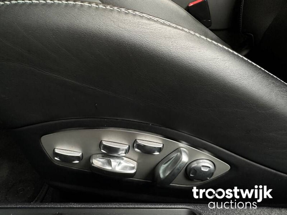 Porsche 911 Turbo S 3.8 TECHART 991.2 Facelift Carbon 581PS 2018 -Orig. EN- Cabriolet, RL-080-H