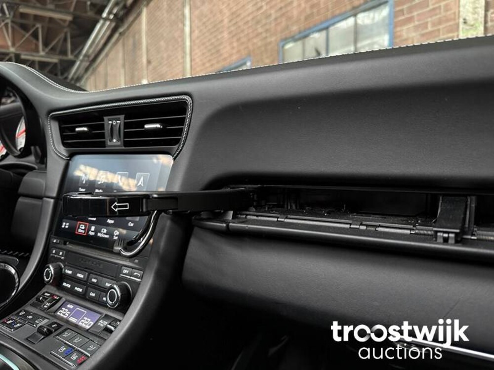 Porsche 911 Turbo S 3.8 TECHART 991.2 Facelift Carbon 581PS 2018 -Orig. EN- Cabriolet, RL-080-H