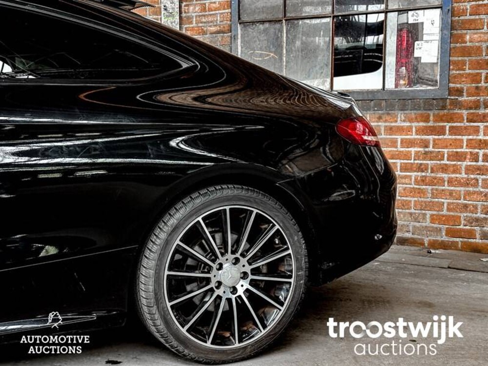 Mercedes-Benz C300 AMG Coupe 245 PS 2016 C-Klasse