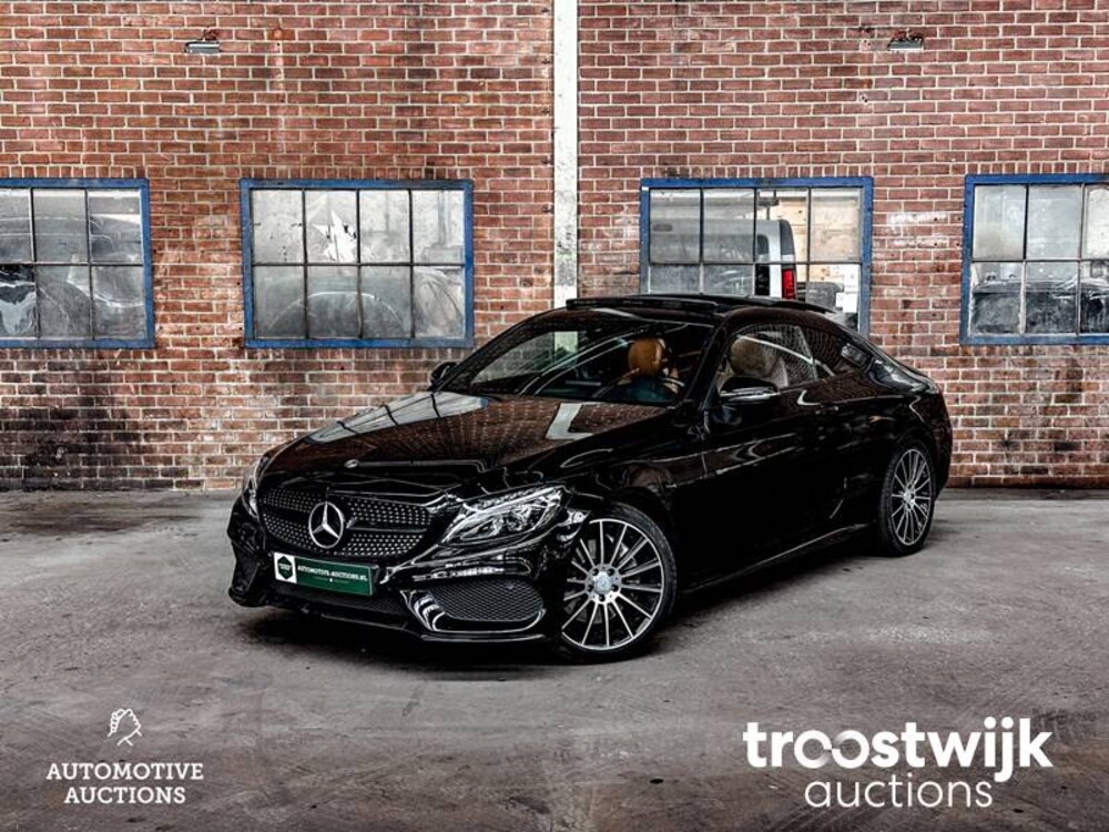Mercedes-Benz C300 AMG Coupe 245 PS 2016 C-Klasse