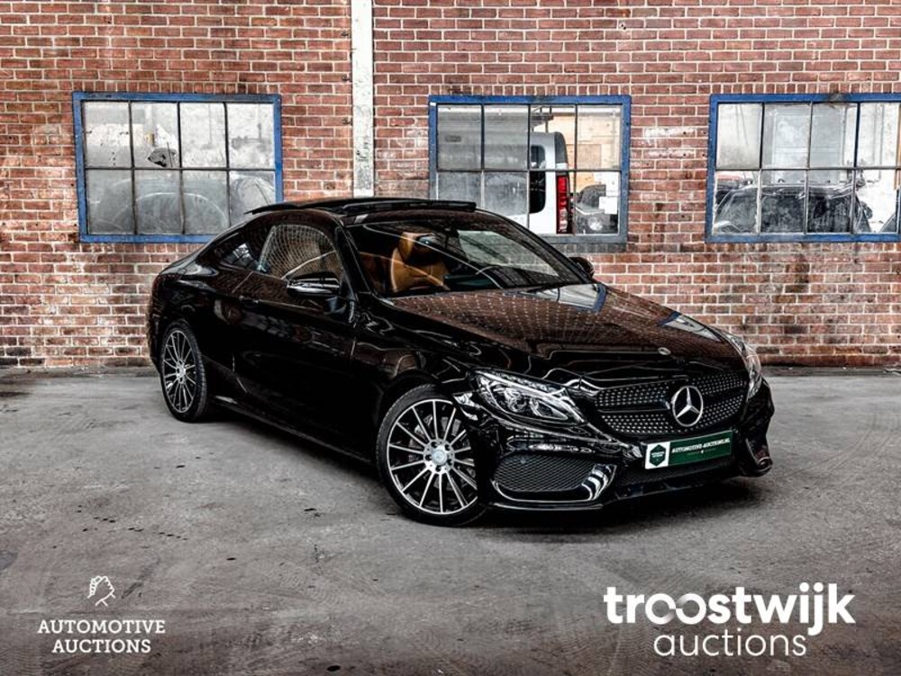 Mercedes-Benz C300 AMG Coupe 245 PS 2016 C-Klasse