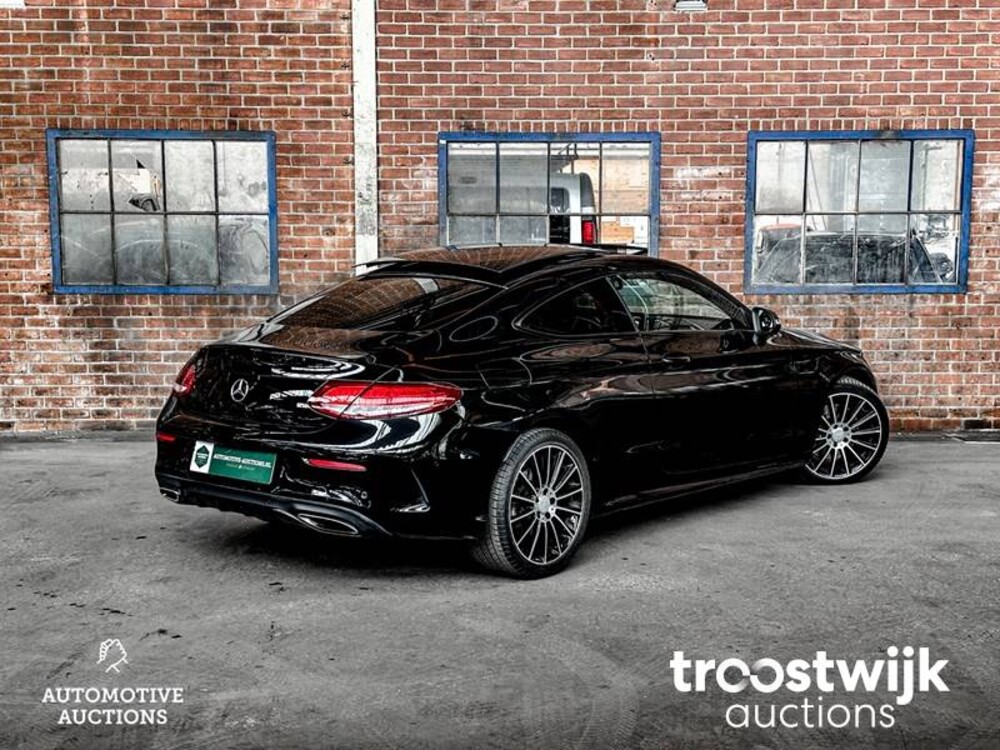 Mercedes-Benz C300 AMG Coupe 245 PS 2016 C-Klasse