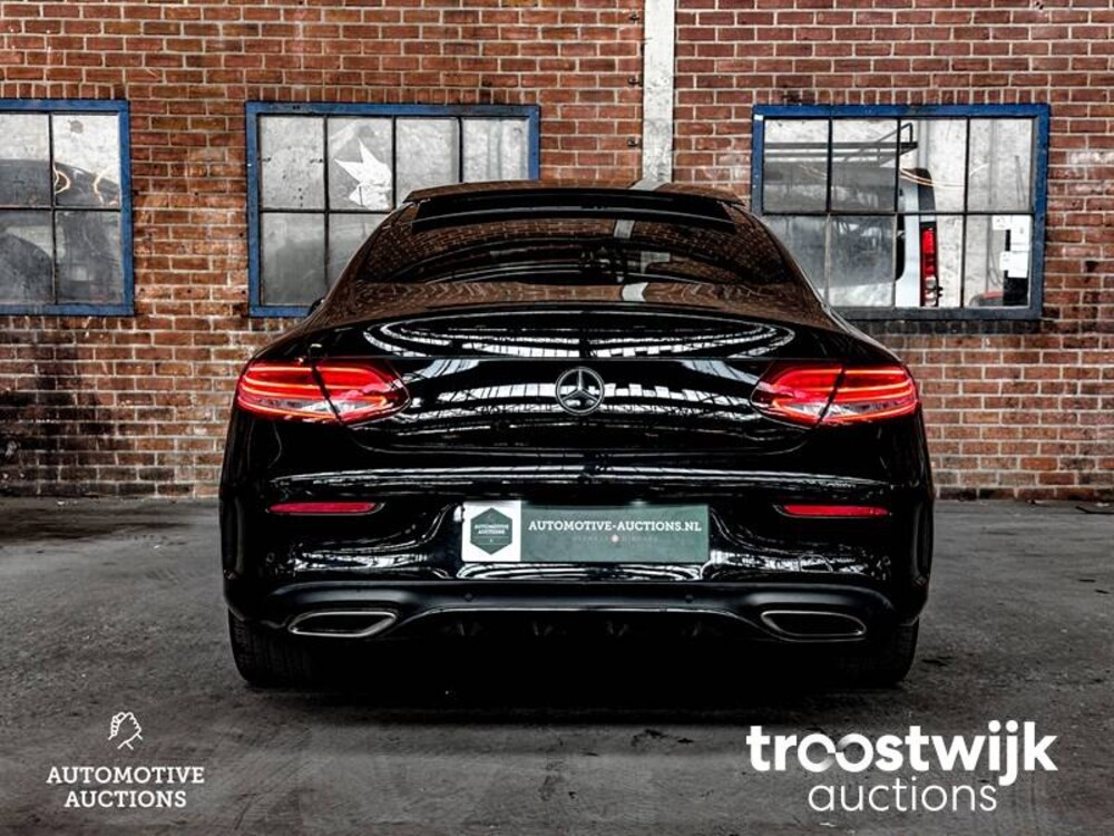 Mercedes-Benz C300 AMG Coupe 245 PS 2016 C-Klasse