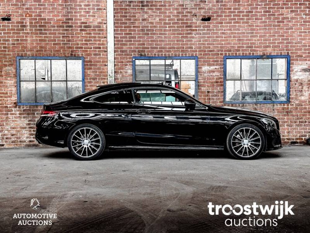 Mercedes-Benz C300 AMG Coupe 245 PS 2016 C-Klasse