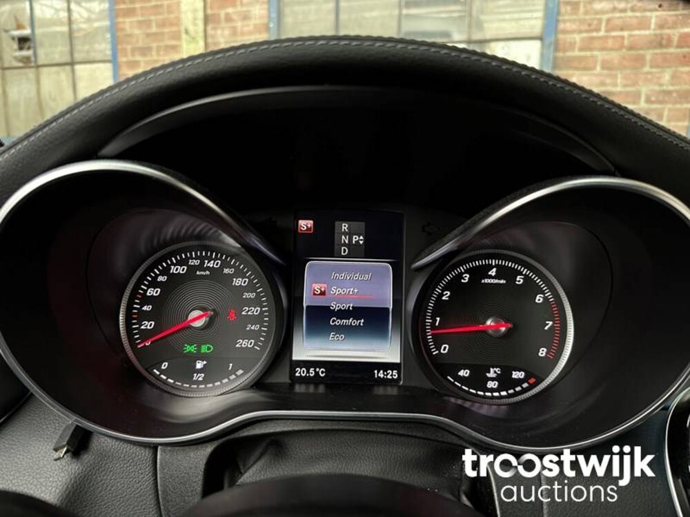 Mercedes-Benz C300 AMG Coupe 245 PS 2016 C-Klasse