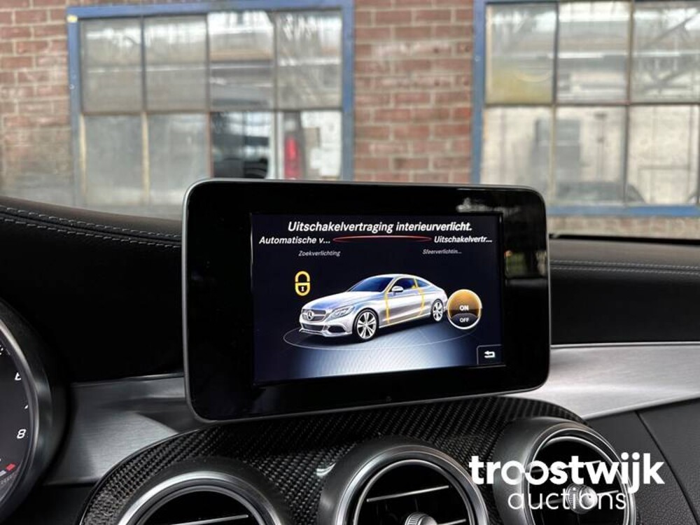 Mercedes-Benz C300 AMG Coupe 245 PS 2016 C-Klasse