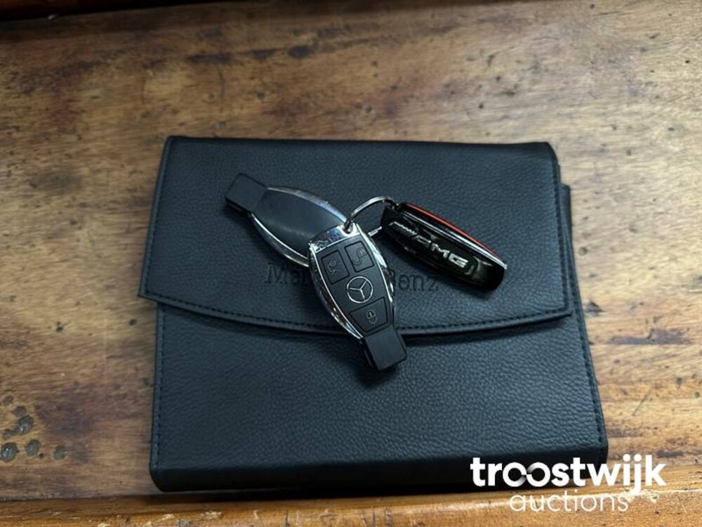 Mercedes-Benz C300 AMG Coupe 245 PS 2016 C-Klasse