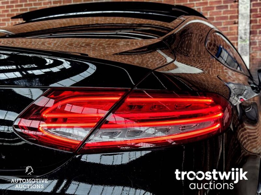 Mercedes-Benz C300 AMG Coupe 245 PS 2016 C-Klasse