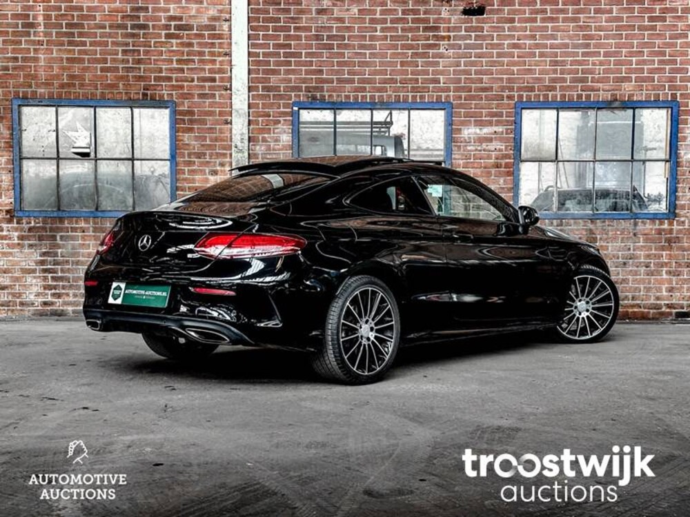 Mercedes-Benz C300 AMG Coupe 245 PS 2016 C-Klasse